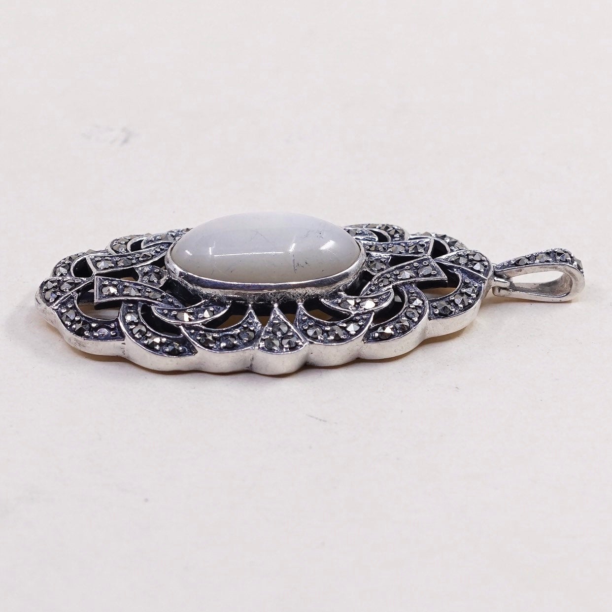 VTG SR sterling silver handmade pendant, mother of pearl w/ marcasite pendant