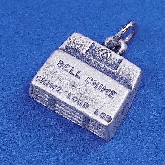 vtg Sterling silver handmade pendant, 925 embossed “bell chime chime loud low