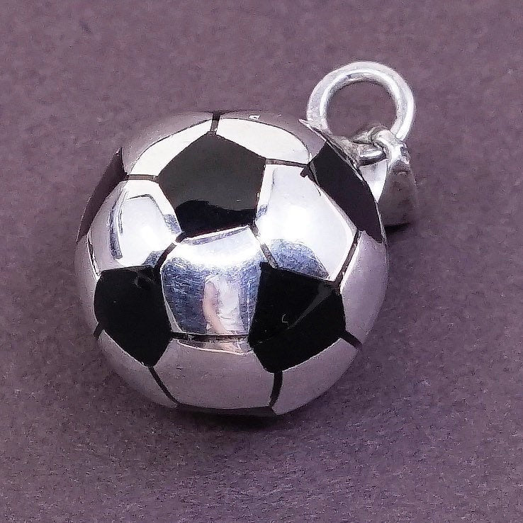 VTG Sterling silver handmade pendant, Mexican 925 soccer, football w/ onyx