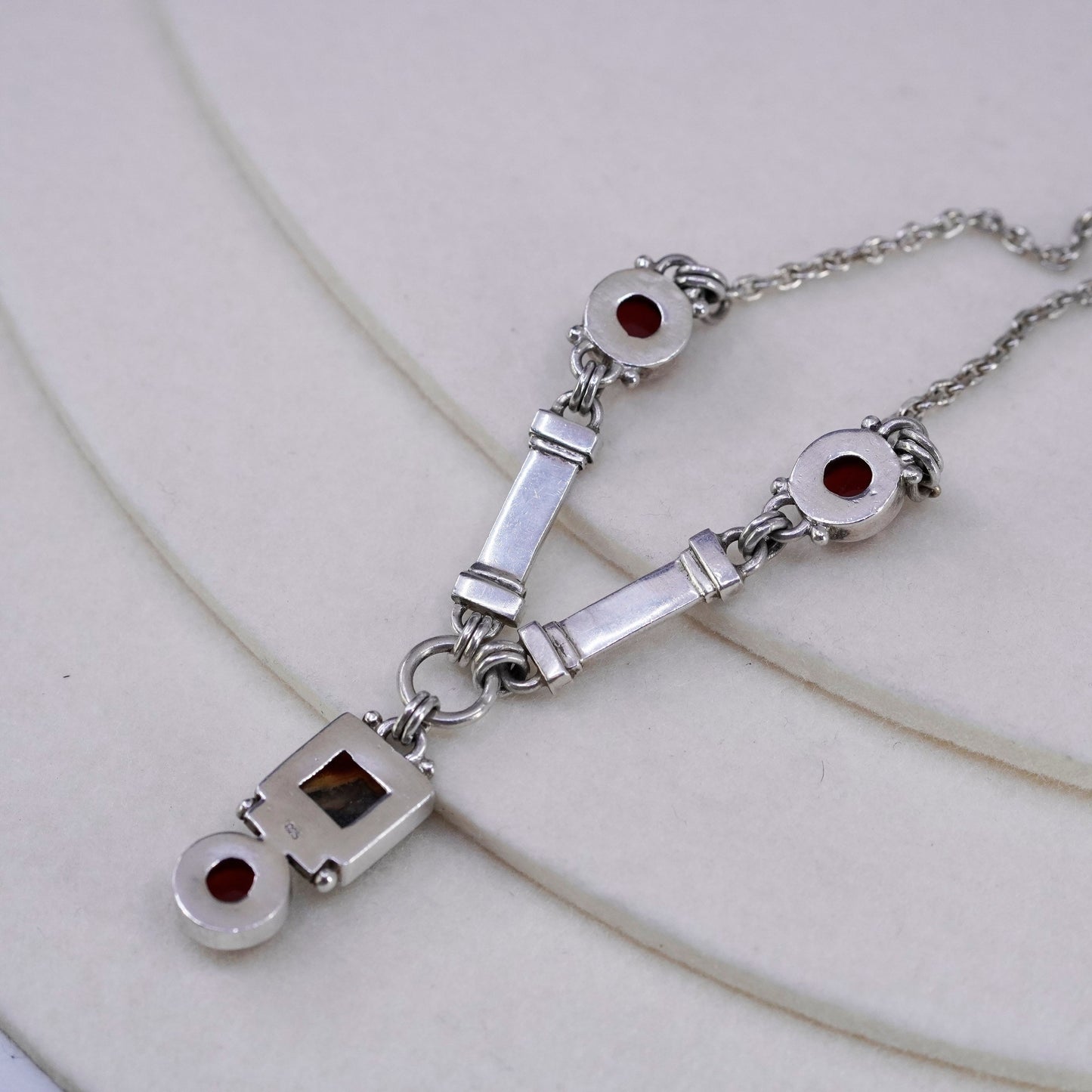 17”, Sterling 925 silver handmade necklace agate pendant and carnelian beads