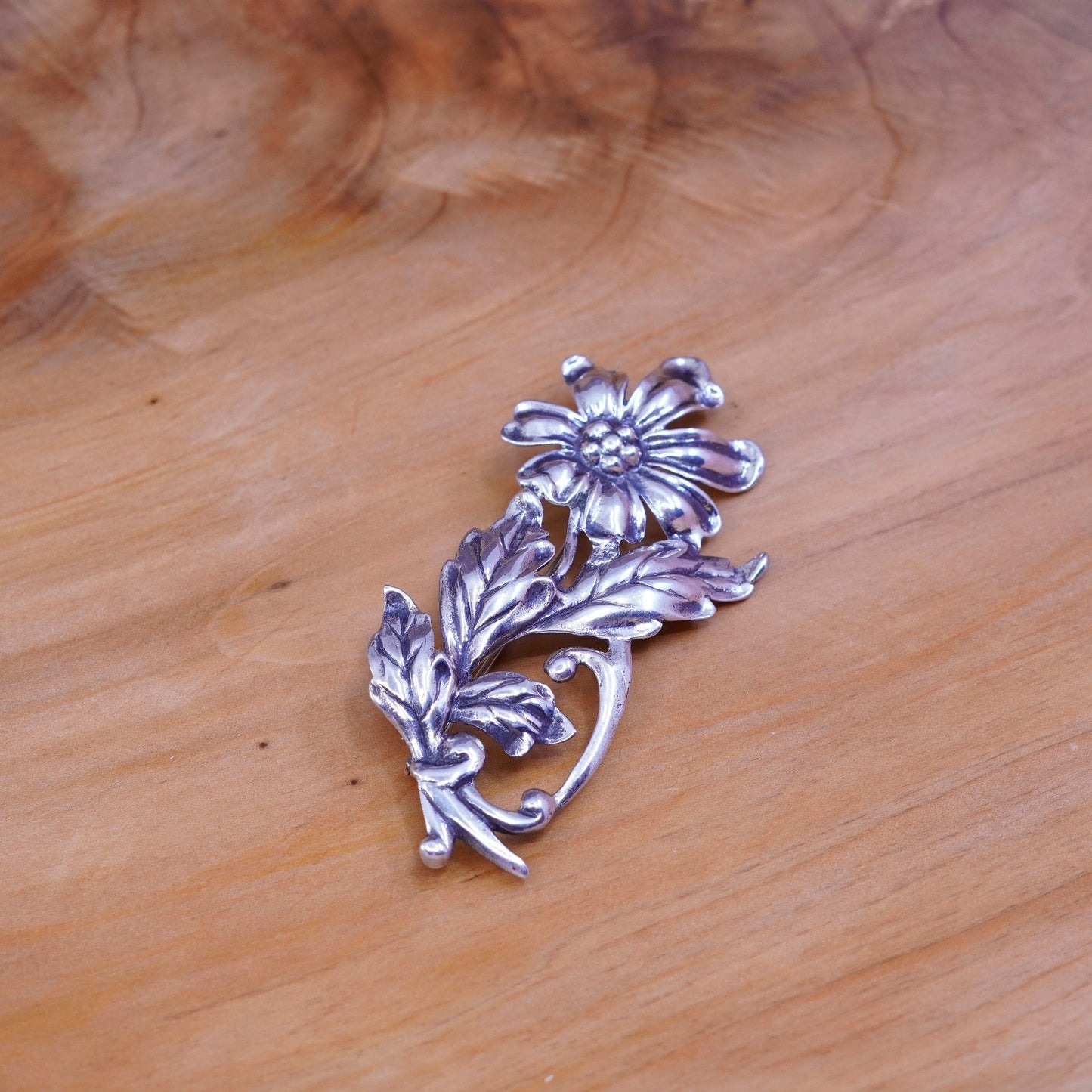 Vintage danecraft handmade sterling 925 silver flower brooch